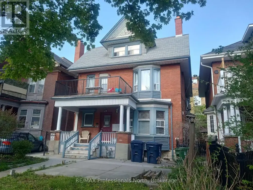 3 Maynard Avenue, Toronto (South Parkdale)